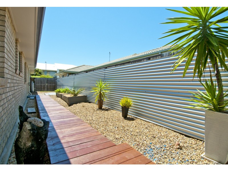 1 Peak Lane, Yarrabilba QLD 4207