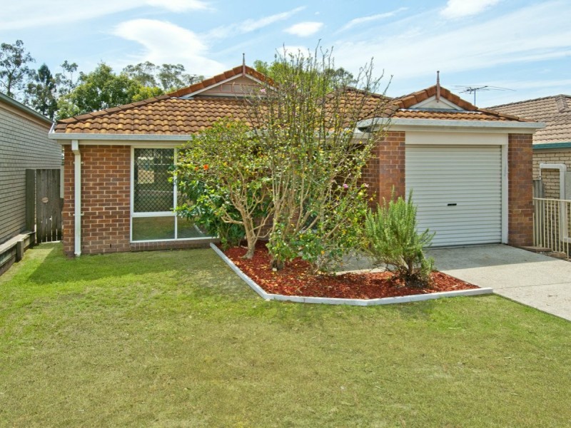 8 Peachface Street, Loganlea QLD 4131