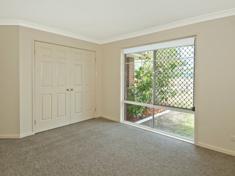 8 Peachface Street, Loganlea QLD 4131