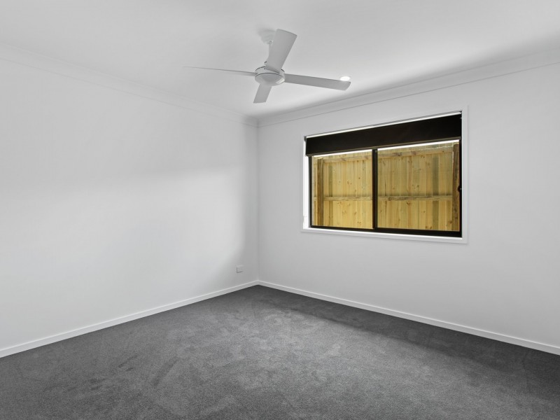 319 Tallagandra Road, Holmview QLD 4207