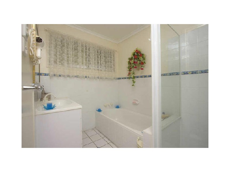 3 Old Trafford Road, Bethania QLD 4205