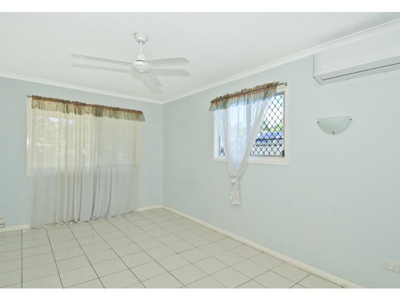 5 Lima Street, Edens Landing QLD 4207