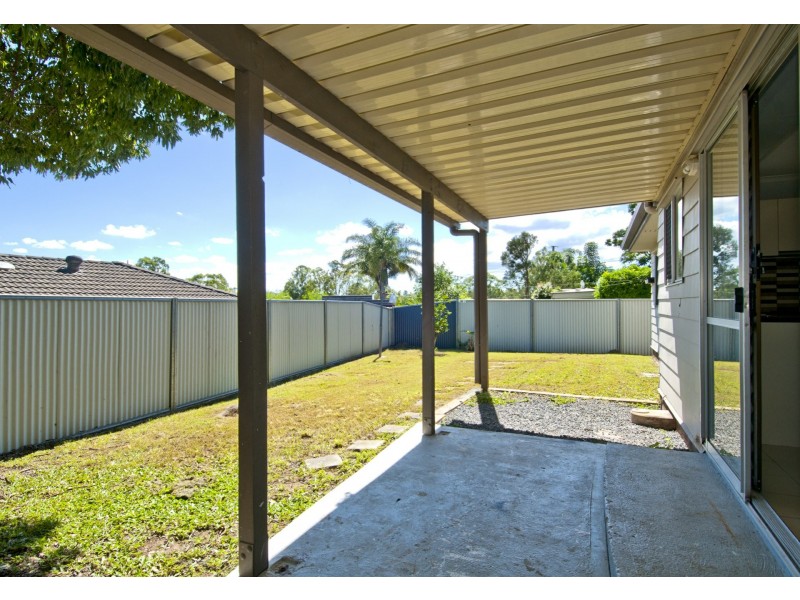 5 Lima Street, Edens Landing QLD 4207