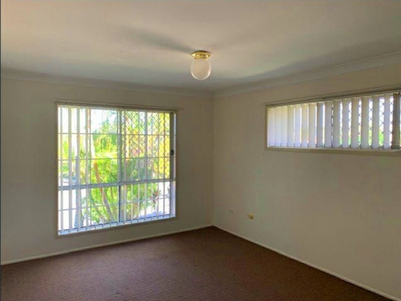 144 Castile Crescent, Edens Landing QLD 4207