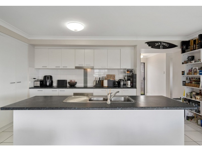 233 Herses Road, Eagleby QLD 4207