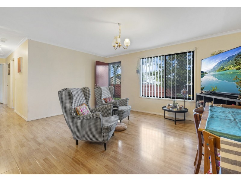 8 Sharon Drive, Eagleby QLD 4207