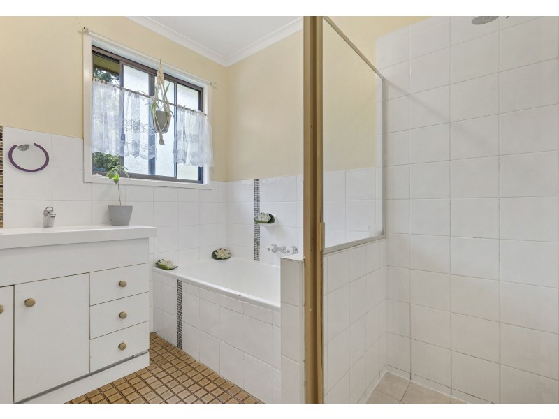 8 Sharon Drive, Eagleby QLD 4207