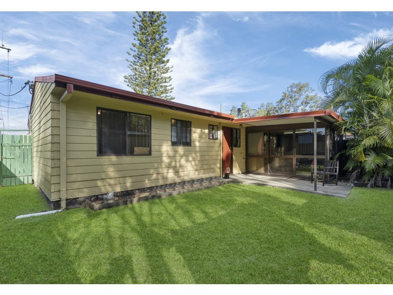 8 Sharon Drive, Eagleby QLD 4207