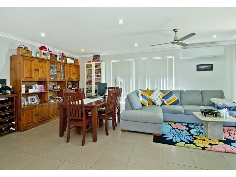 52 Sunridge Circuit, Bahrs Scrub QLD 4207