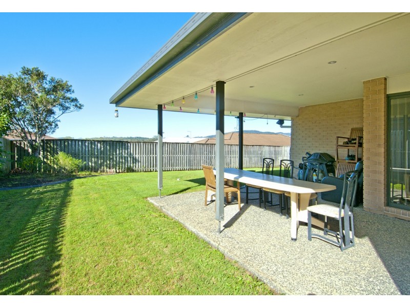 52 Sunridge Circuit, Bahrs Scrub QLD 4207