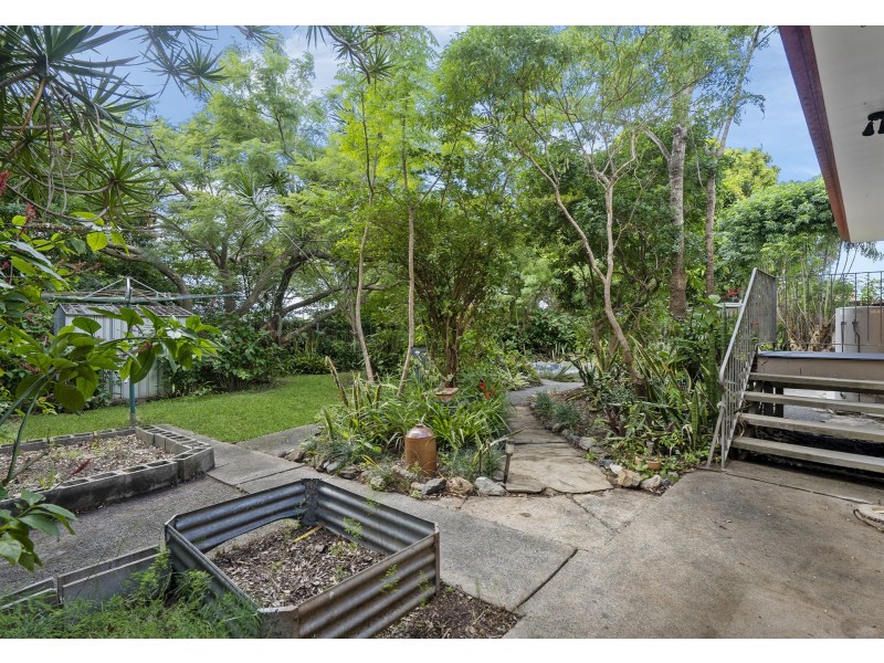 18 Maurice Court, Eagleby QLD 4207