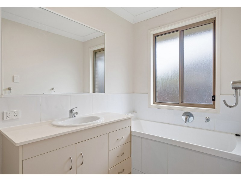 25 Zachary Street, Eagleby QLD 4207