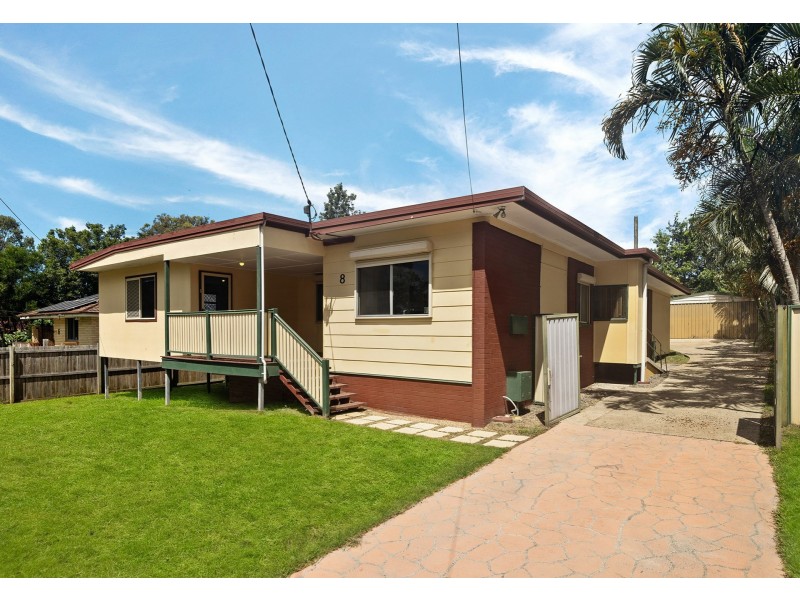 8 Tabari Place, Eagleby QLD 4207