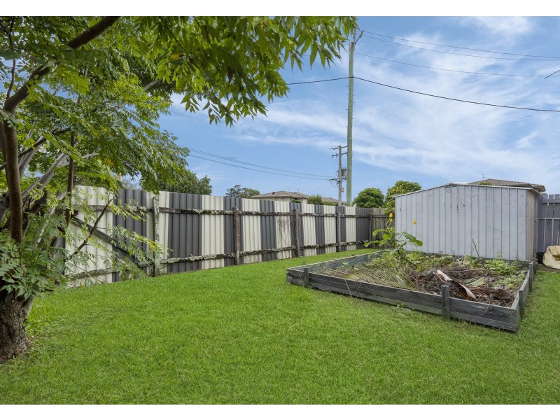 15 Balmoral Drive, Eagleby QLD 4207