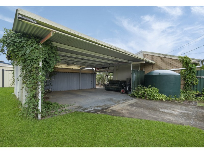 15 Balmoral Drive, Eagleby QLD 4207
