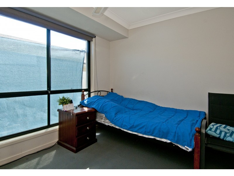 2/2 Wyndham Circuit, Holmview QLD 4207