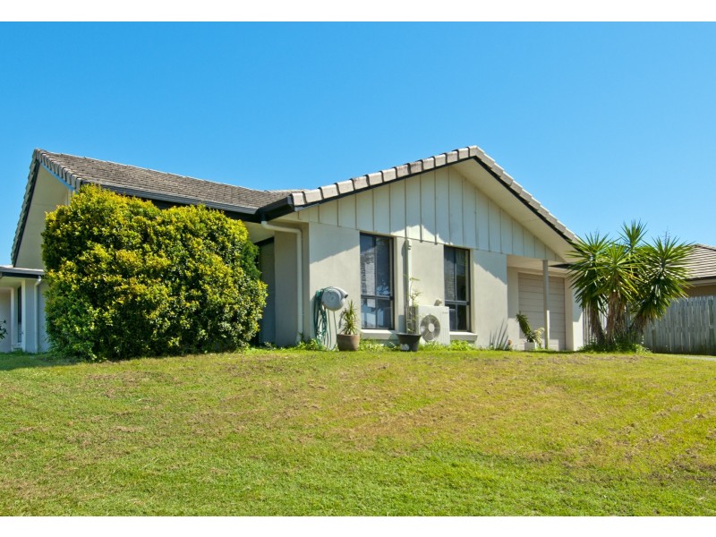 2/2 Wyndham Circuit, Holmview QLD 4207