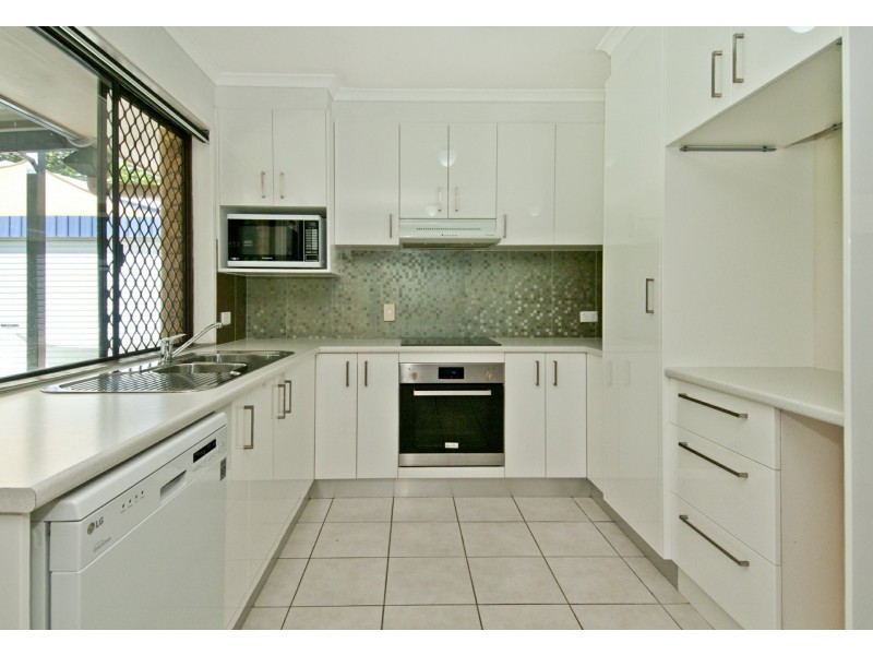 24 Morisset Court, Edens Landing QLD 4207