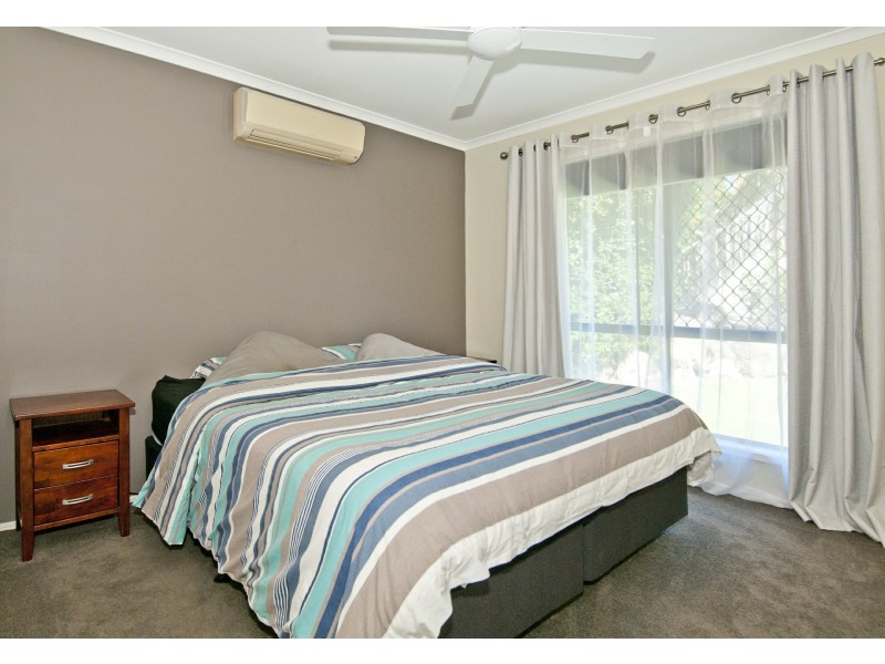 24 Morisset Court, Edens Landing QLD 4207