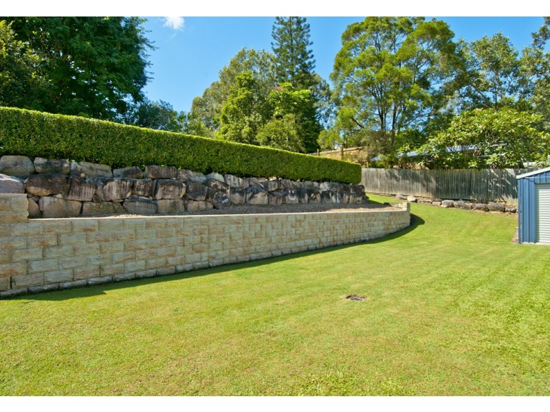 24 Morisset Court, Edens Landing QLD 4207