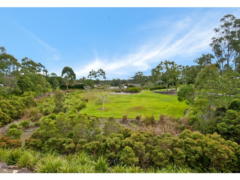 9 Outlook Drive, Waterford QLD 4133