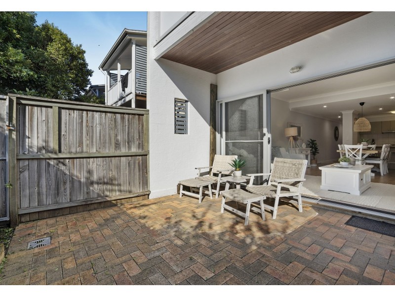 Unit 4/1-5 Anthony Street, Kingston QLD 4114