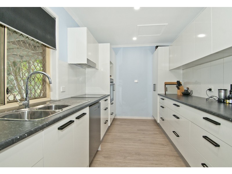28 Copperfield Drive, Eagleby QLD 4207
