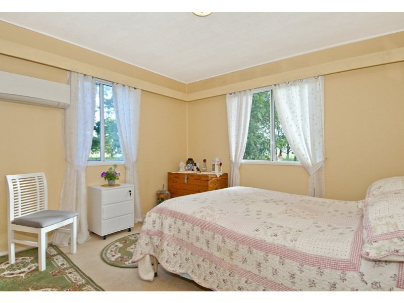175 Station Road, Bethania QLD 4205