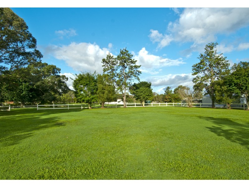 175 Station Road, Bethania QLD 4205