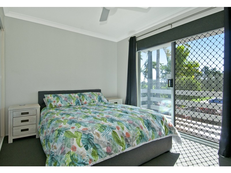 28 Hinchinbrook Avenue, Bethania QLD 4205