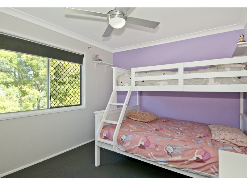 28 Hinchinbrook Avenue, Bethania QLD 4205