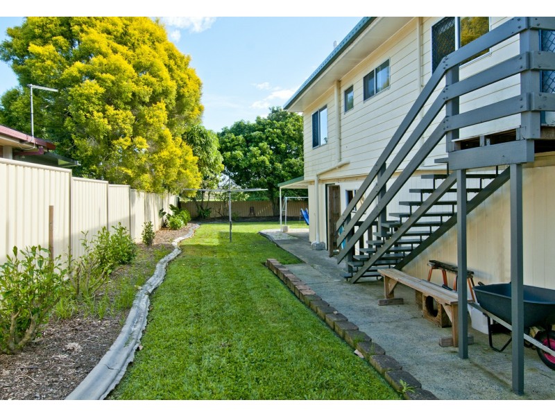 28 Hinchinbrook Avenue, Bethania QLD 4205