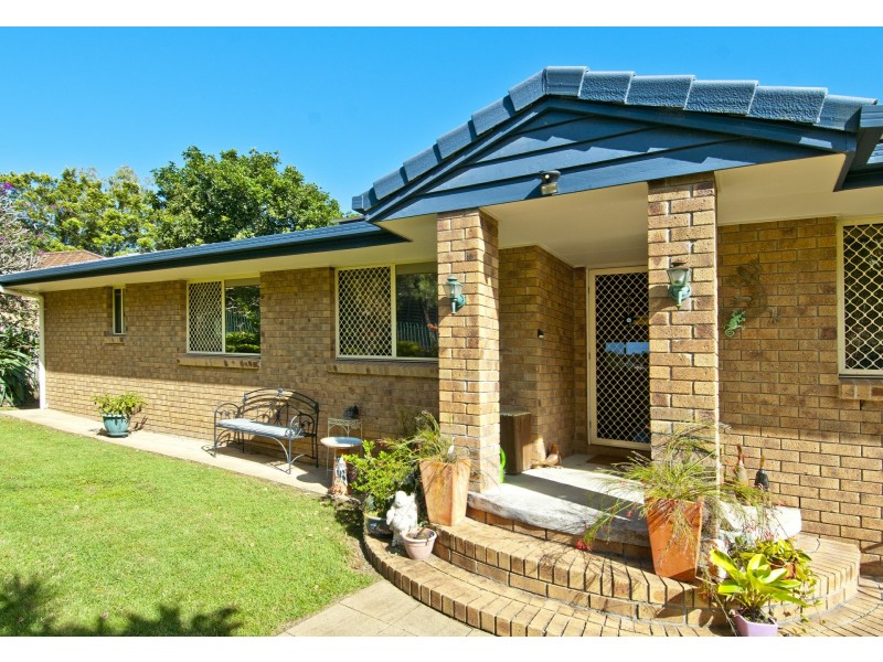 13 Overland Drive, Edens Landing QLD 4207