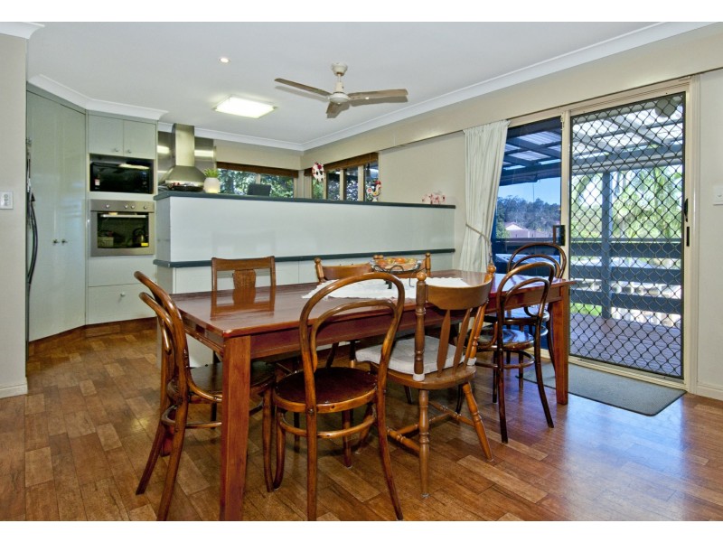 13 Overland Drive, Edens Landing QLD 4207