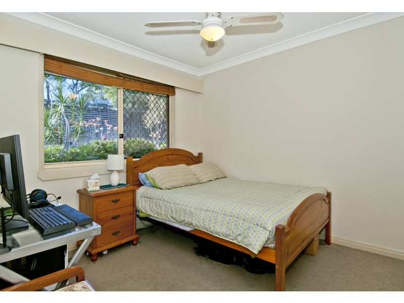 13 Overland Drive, Edens Landing QLD 4207