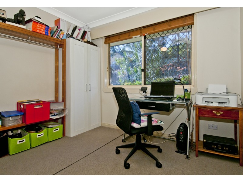 13 Overland Drive, Edens Landing QLD 4207