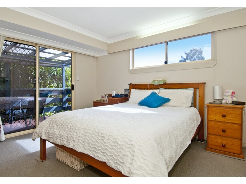 13 Overland Drive, Edens Landing QLD 4207