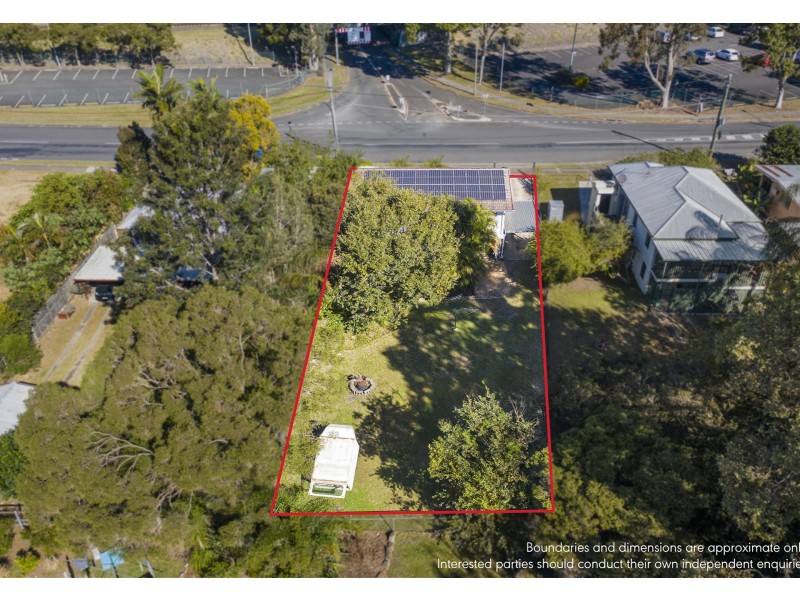 8 Wattle Street, North Booval QLD 4304