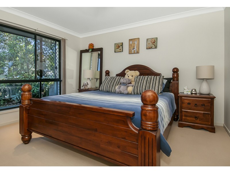 96 Outlook Drive, Waterford QLD 4133