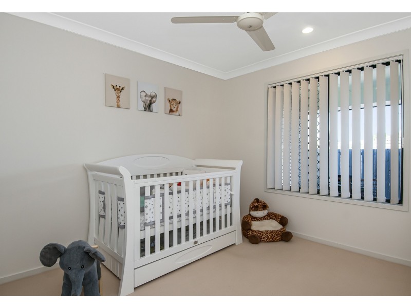 96 Outlook Drive, Waterford QLD 4133