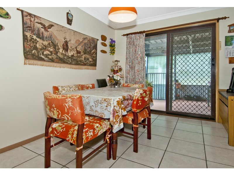 17 Ponderosa Street, Hillcrest QLD 4118