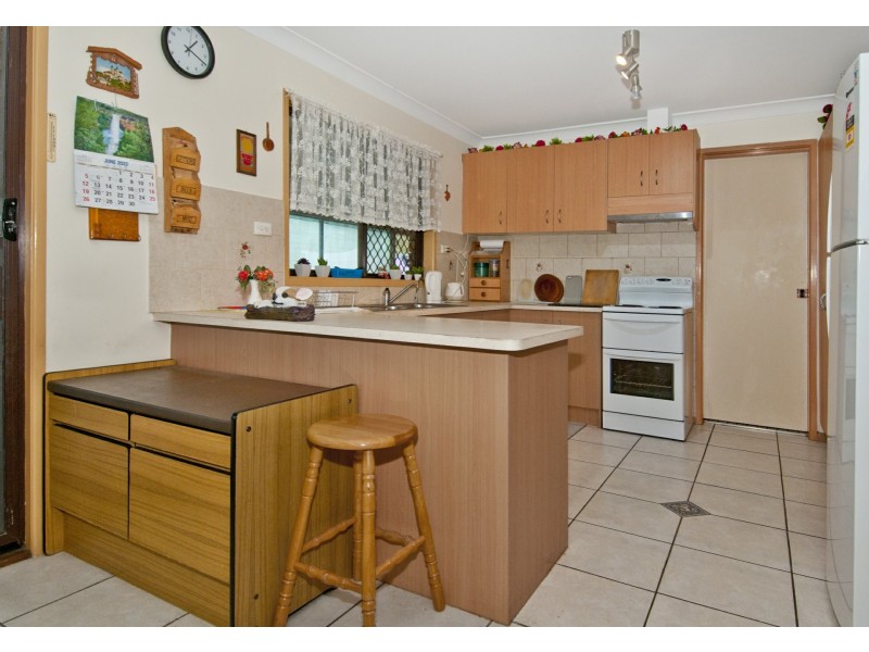 17 Ponderosa Street, Hillcrest QLD 4118