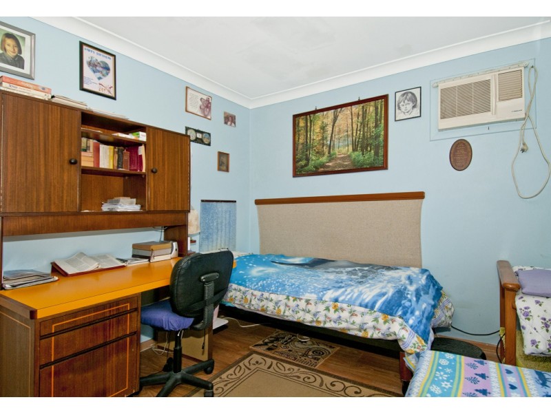 17 Ponderosa Street, Hillcrest QLD 4118