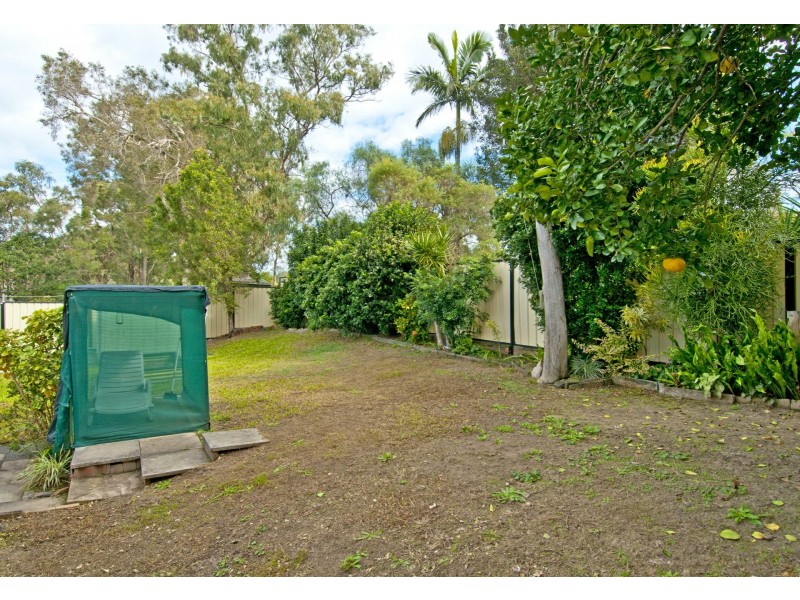 17 Ponderosa Street, Hillcrest QLD 4118