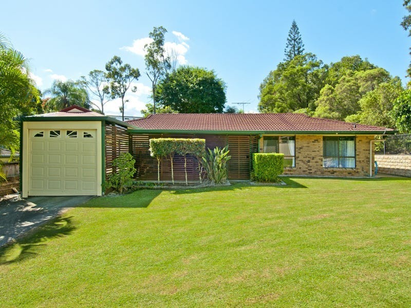 24 Morisset Court, Edens Landing QLD 4207