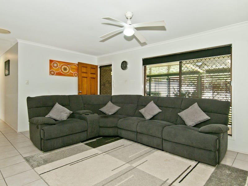 24 Morisset Court, Edens Landing QLD 4207