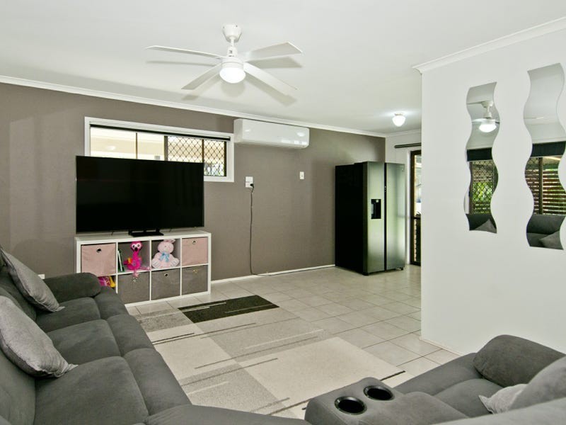 24 Morisset Court, Edens Landing QLD 4207