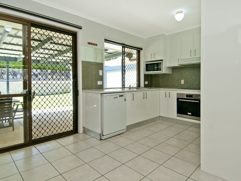 24 Morisset Court, Edens Landing QLD 4207