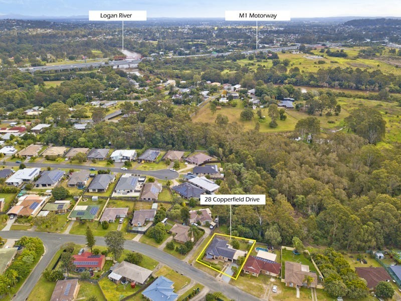 28 Copperfield Drive, Eagleby QLD 4207