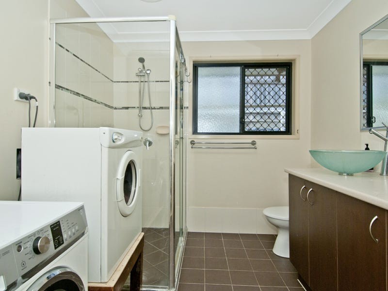 9 Outlook Drive, Waterford QLD 4133